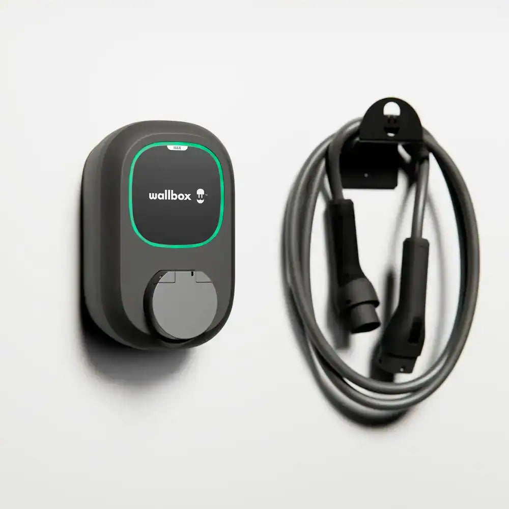 Wallbox Pulsar Max 22 kW fali töltő Type 2 aljzattal – fekete